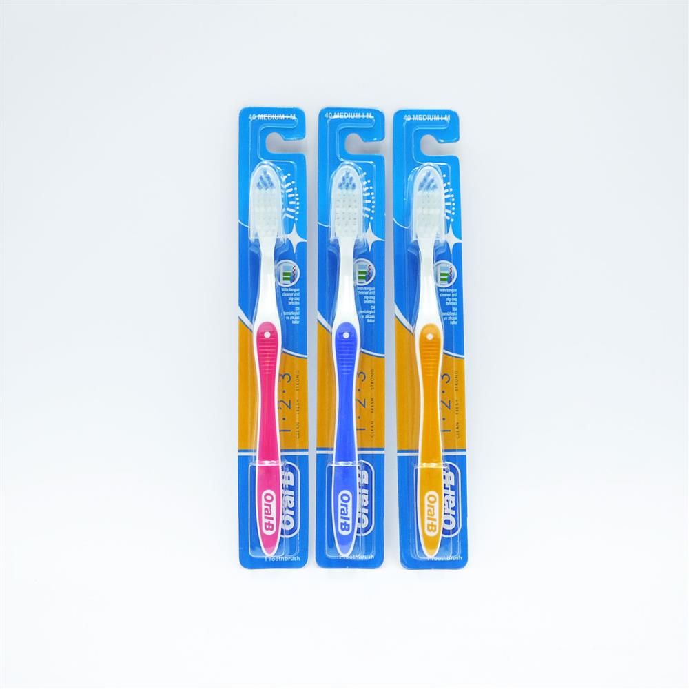 ORAL- B TOOTHBRUSH 123 MEDIUM 40 - 1